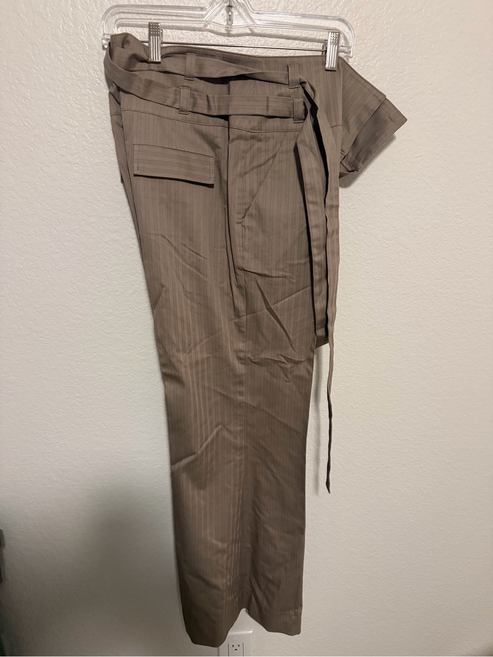 BCBGeneration Women’s Taupe Pinstripe Dress Pants with Self-Tie Waist 12